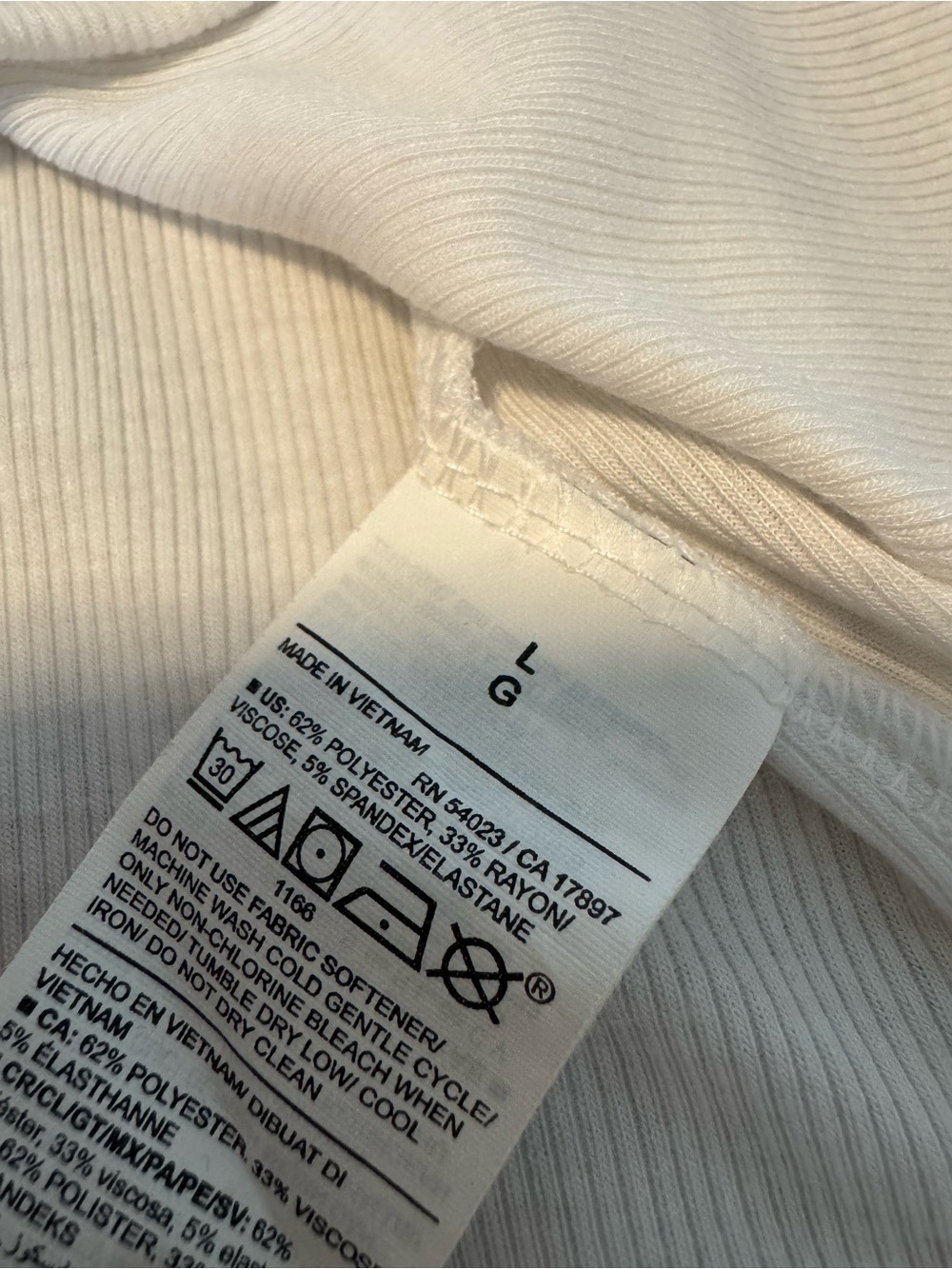 Old Navy UltraLite Racerback Rib-Knit Performance Tank - Picture 9 of 9